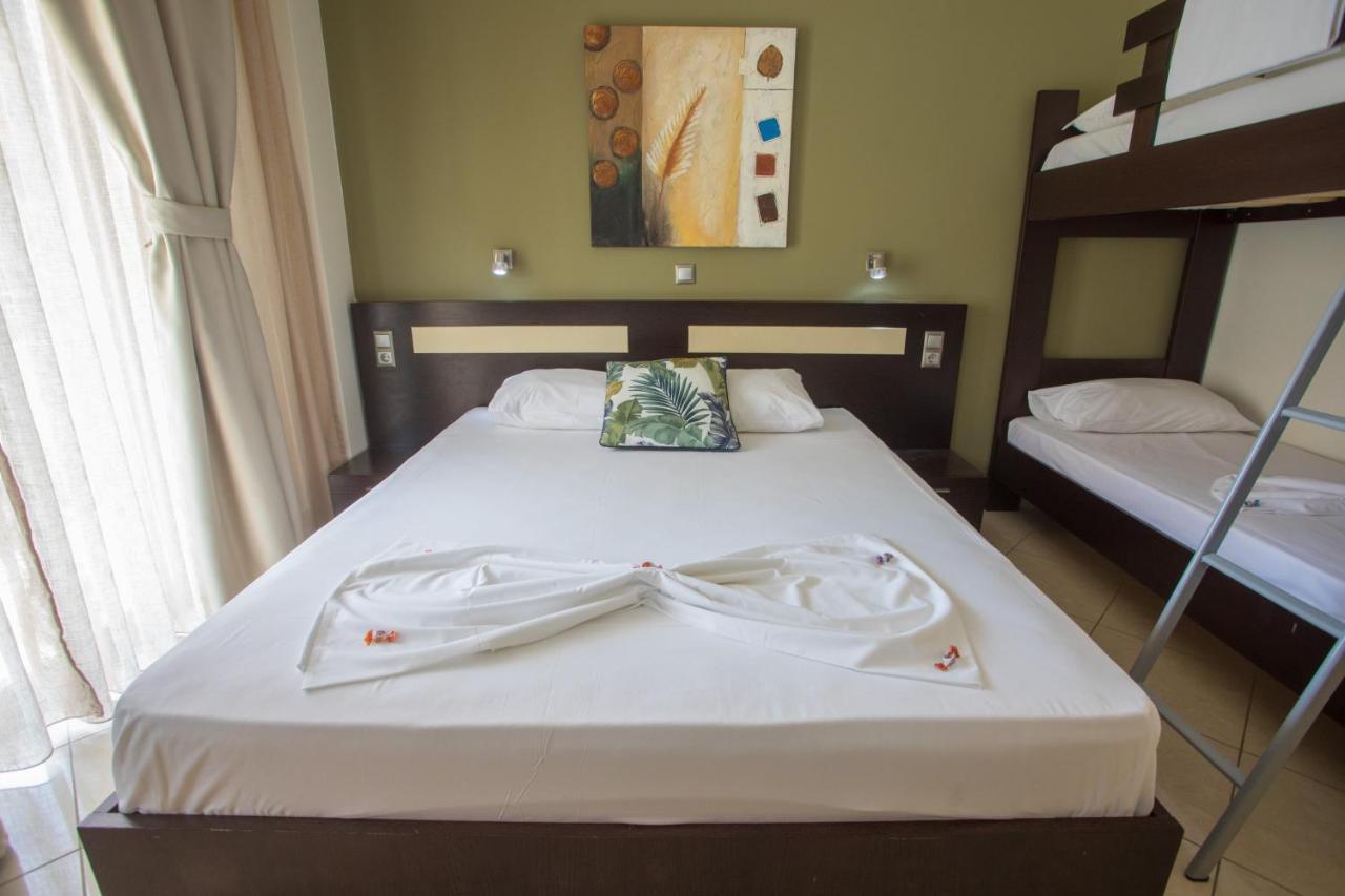 Villa Amalia Sun Beach Vrasná エクステリア 写真
