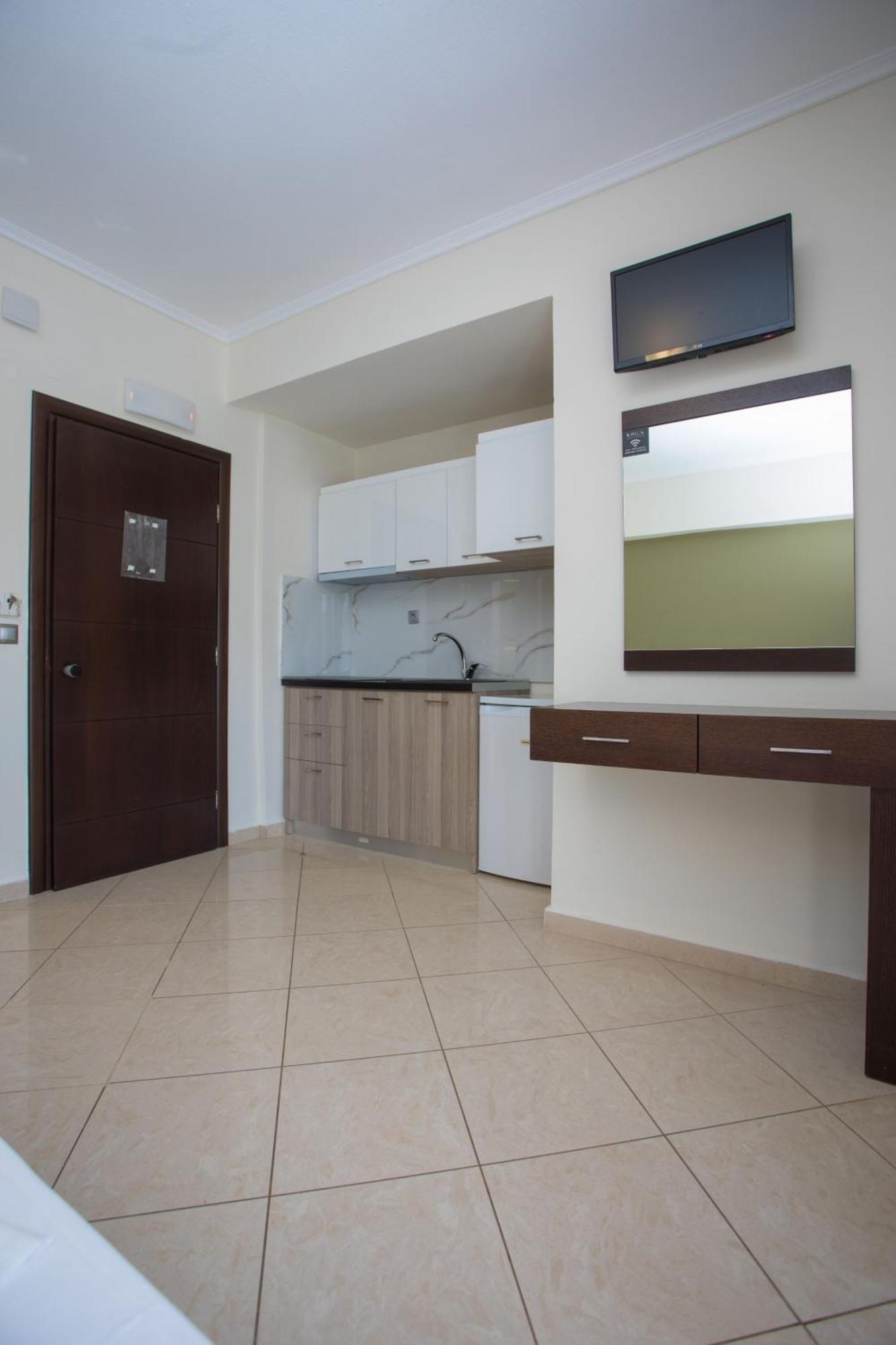 Villa Amalia Sun Beach Vrasná エクステリア 写真